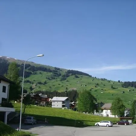 Gabriela 26 Defuns Surselva